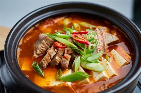 인터불고 뷔페, 그리고 우주에서 만난 김치찌개